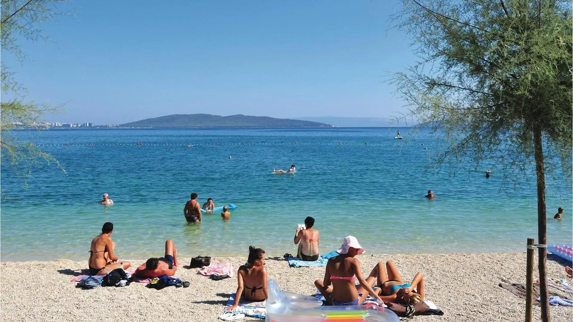 Nice Apartment In Kastel Stari With Kitchen Kastela